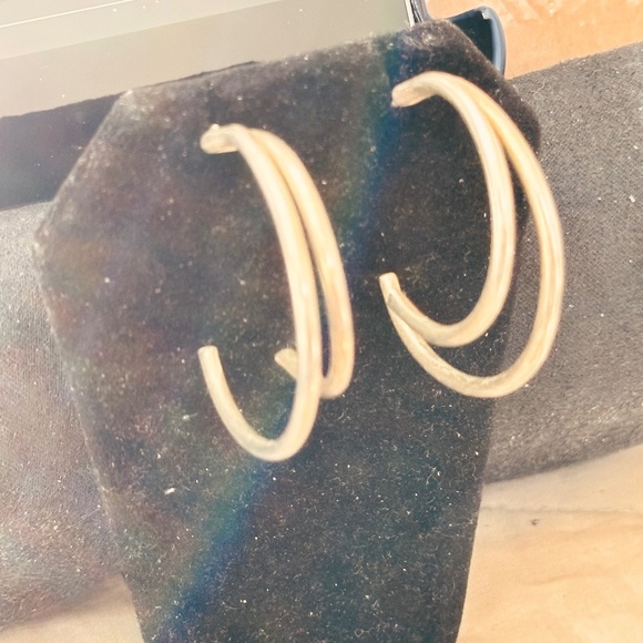 Silver Tone Double “C“ “Hoop” Post Earring Vintage EUC - Picture 2 of 7